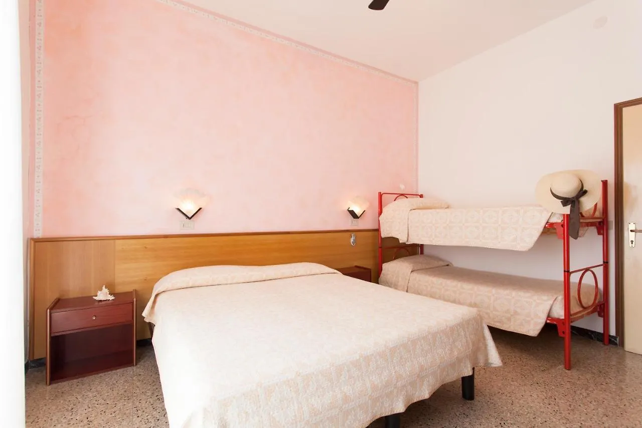 Hotel Arborea Lido di Jesolo 2*,  Itálie