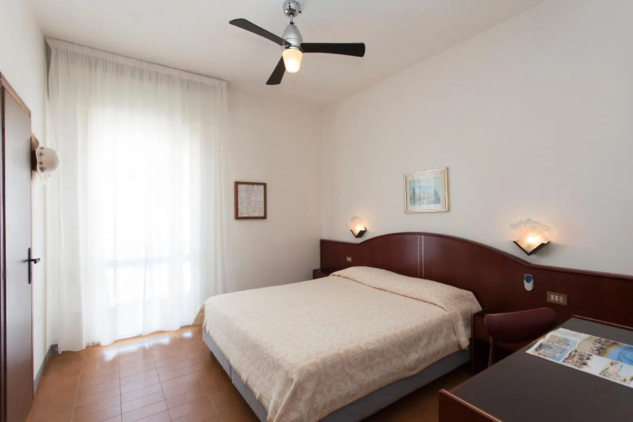 Hotel Arborea Lido di Jesolo 2*,  Itálie